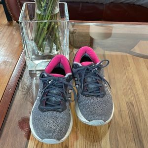 ASICS Size 7.5 GEL-Pulse 13 Gray / Pink / White Running Shoes